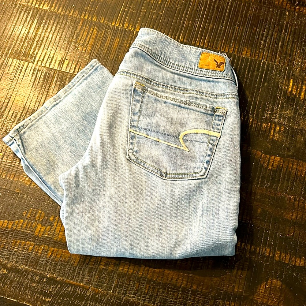 American Eagle outfitters size 6, kick boot stretch